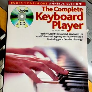 The Complete Keyboard Player Book